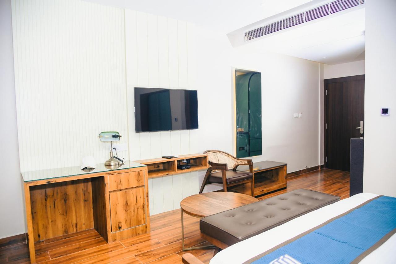 The Convoy Hotel Dibrugarh Exteriér fotografie